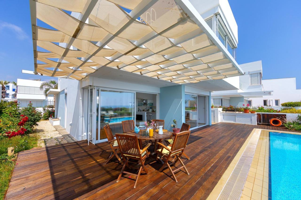 Protaras Beachfront Villa Alia Dış mekan fotoğraf