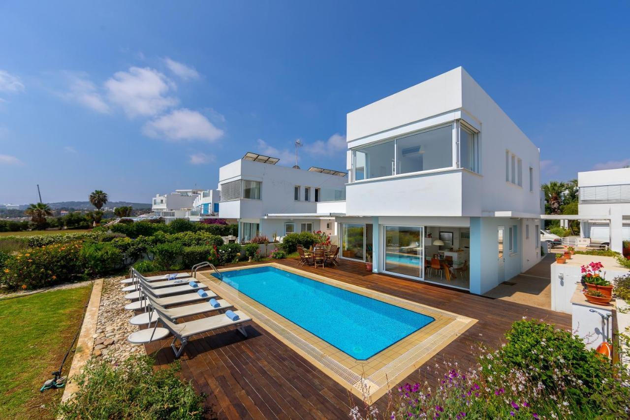 Protaras Beachfront Villa Alia Dış mekan fotoğraf